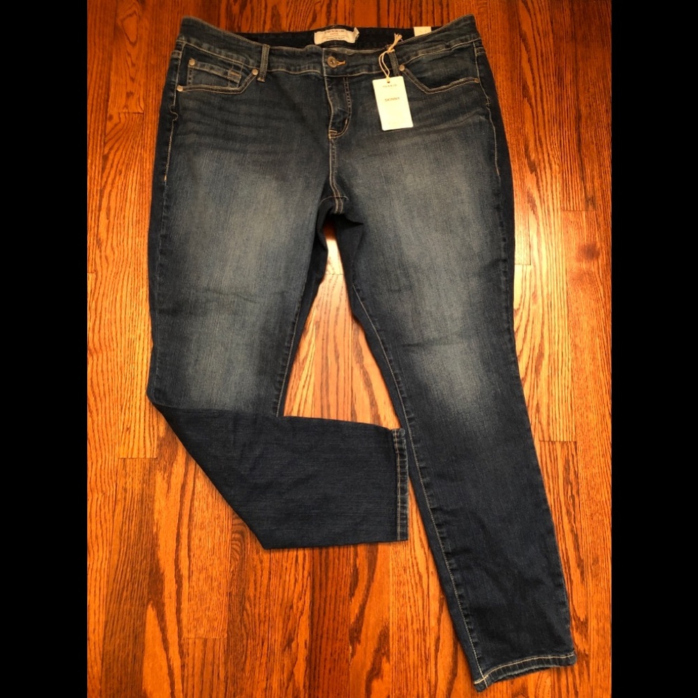 Torrid Jeans Womens 18 R Skinny Skyline Stretch Blue Jeans Comfort Med Dark Wash